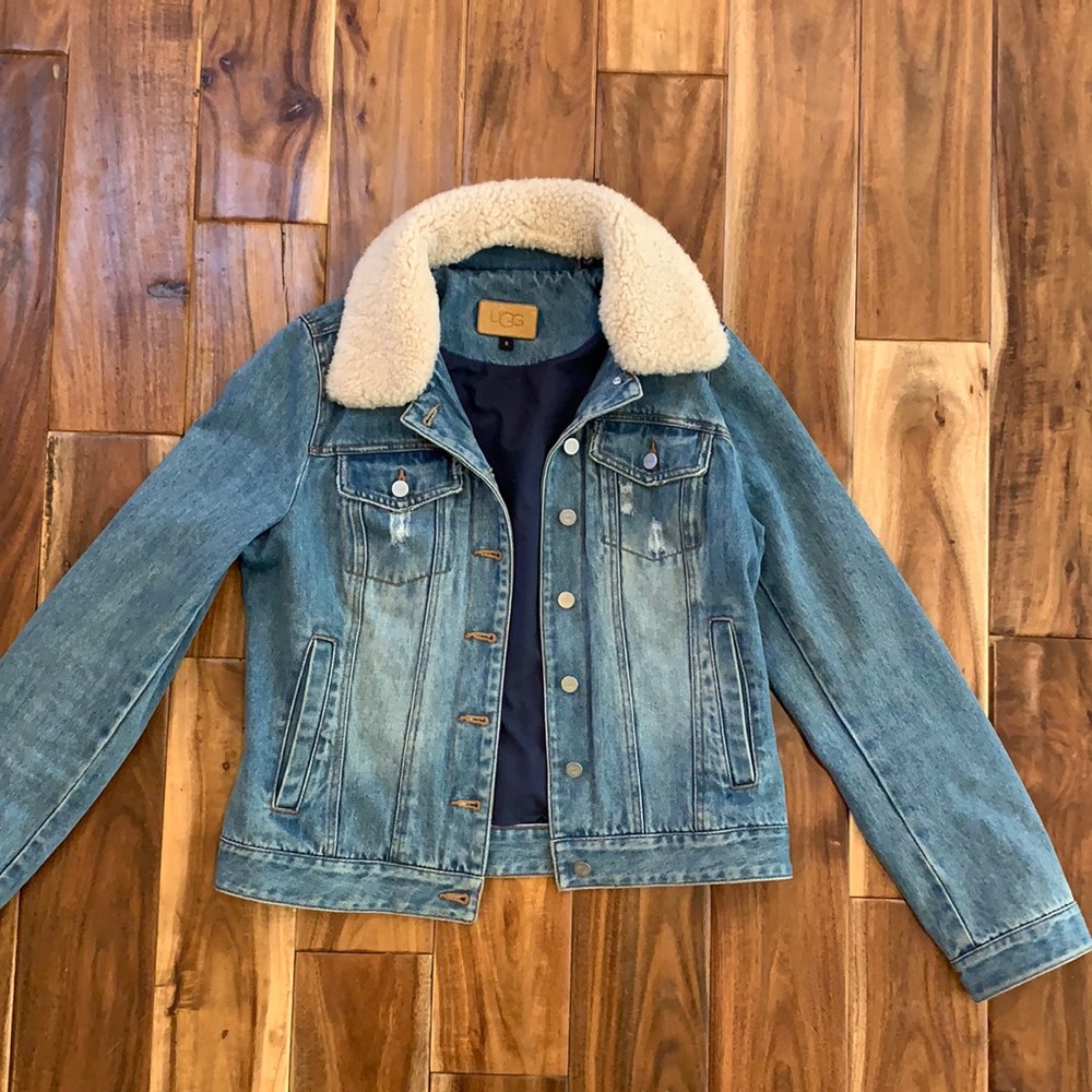 Beautiful UGG Vintage denim jacket with shearling collar.